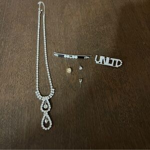 clear rhinestone jewelry lot Necklace Brooch Earrings Charm Etc